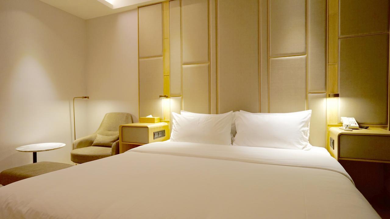 Ji Hotel Shanghai Baoshan Youyi Road Exteriör bild