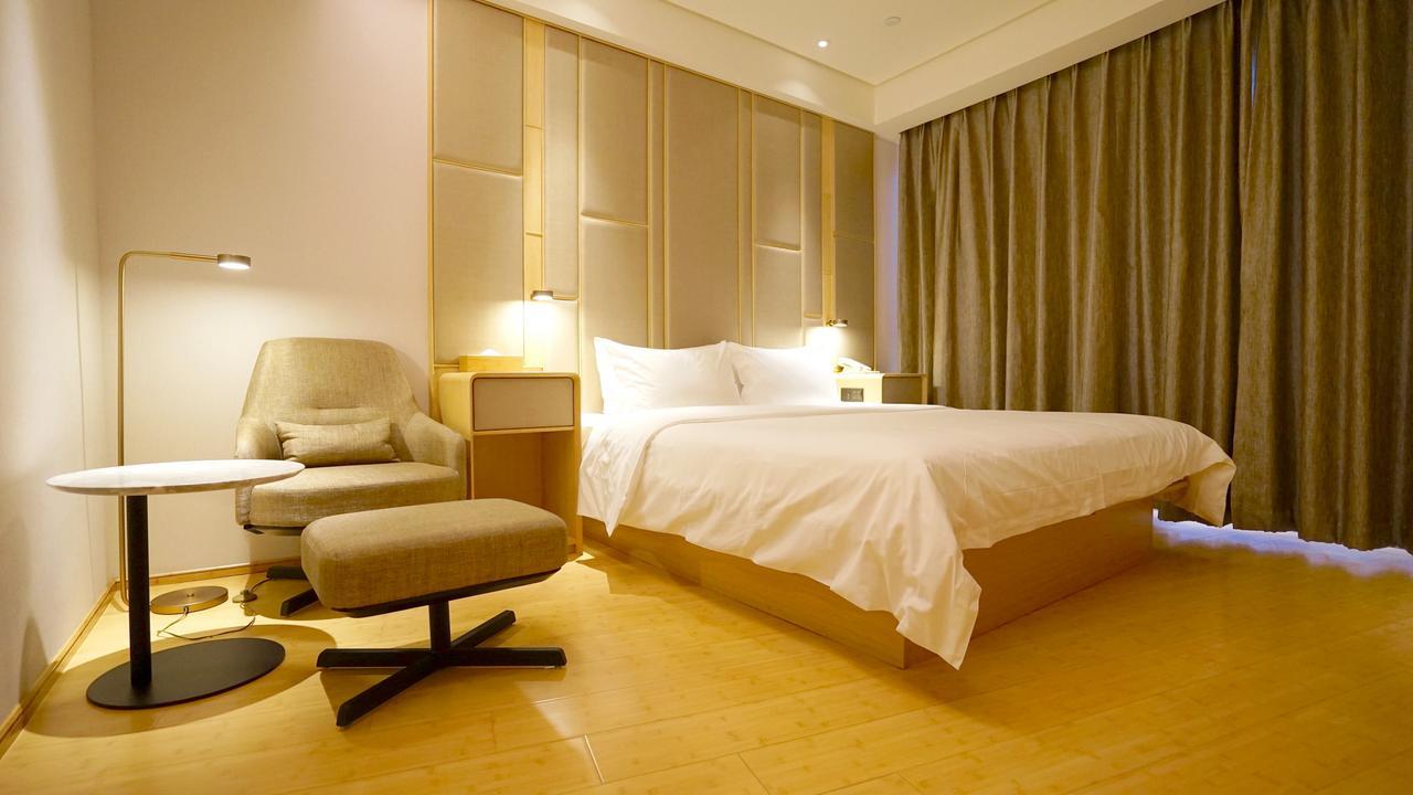 Ji Hotel Shanghai Baoshan Youyi Road Exteriör bild